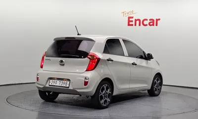 Kia Morning 2012, 116823 км, за 4000000 KRW