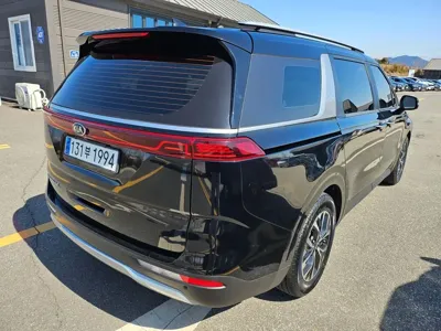 Kia Canival 2021, 110000 км, за 19800000 KRW