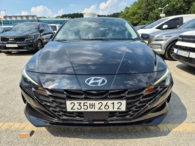 Hyundai Avante · 2023 год