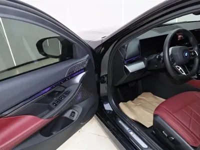 BMW i5 2025, 12800 км, за 239000 CNY - фото 22