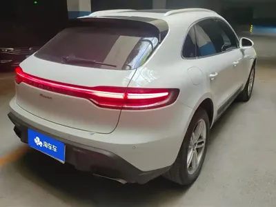 Porsche Macan 2022, 29600 км, за 327000 CNY