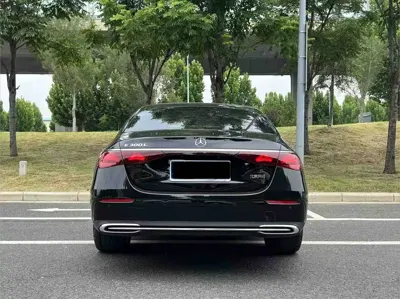 Mercedes-Benz E-Class 2025, 25000 км, за 299800 CNY - фото 8