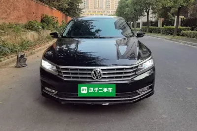Volkswagen Passat 2016, 123300 км, за 62060.25 CNY