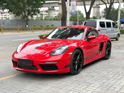 Porsche 718 · 2017 год