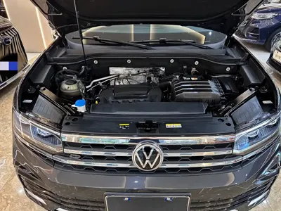 Volkswagen Tiguan X 2022, 80000 км, за 138800 CNY - фото 16