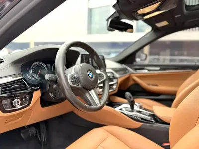 BMW 5 Series 2018, 64000 км, за 122000 CNY - фото 4