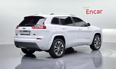 Jeep Cherokee 2019, 62807 км, за 17500000 KRW