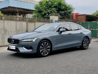 Volvo S60 · 2024 год