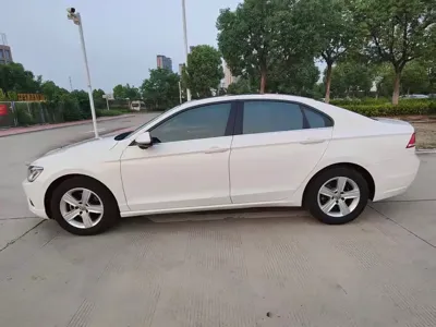 Volkswagen Lamando 2015, 103000 км, за 29800 CNY