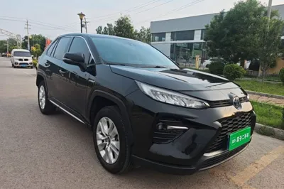 Toyota Wildlander 2022, 76400 км, за 123139.85 CNY
