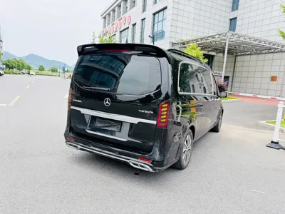 Mercedes-Benz Vito 2024, 28500 км, за 239000 CNY