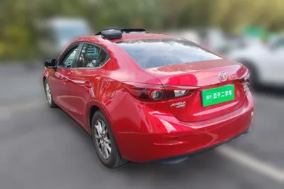 Mazda Mazda 3 Axela 2017, 61400 км, за 43493.54 CNY