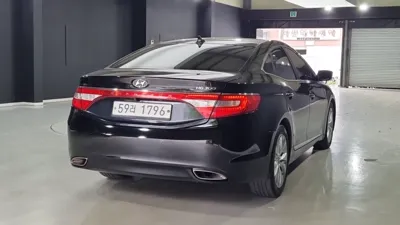 Hyundai Grandeur 2011, 177300 км, за 3500000 KRW - фото 2