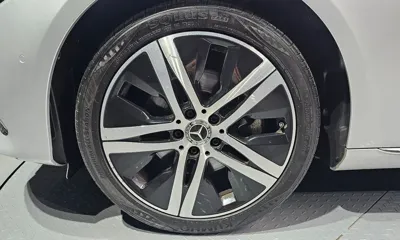 Mercedes-Benz E-Class 2018, 163915 км, за 16700000 KRW - фото 5