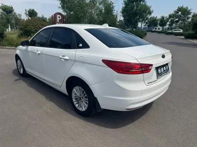 Ford Escort 2016, 80000 км, за 14000 CNY - фото 5