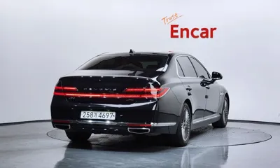 Genesis G90 2021, 111653 км, за 33900000 KRW