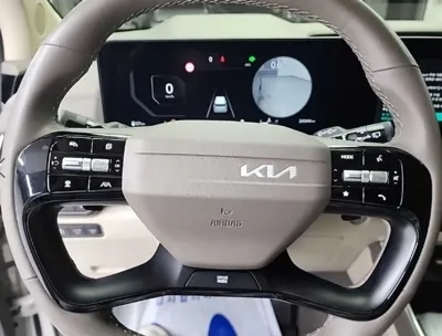Kia Canival 2025, 24340 км, за 37800000 KRW - фото 9