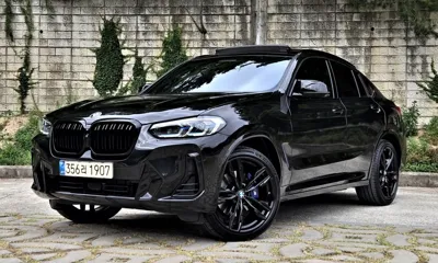 BMW X4 · 2022 год