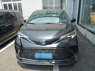 Toyota Granvia 2024, 112400 км, за 189100 CNY