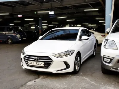 Hyundai Avante 2018, 124697 км, за 7900000 KRW