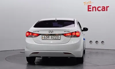 Hyundai Avante 2011, 120850 км, за 4300000 KRW