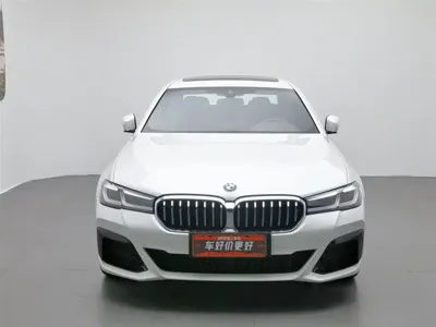 BMW 5 Series New Energy 2021, 77700 км, за 152800 CNY