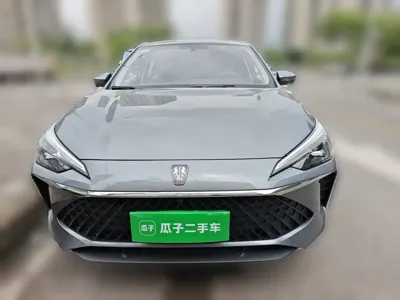 Roewe i5 2023, 2100 км, за 40700 CNY