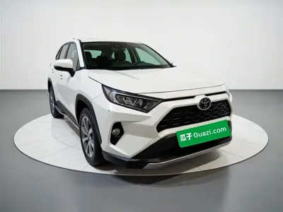 Toyota RAV4 2022, 46000 км, за 95500 CNY