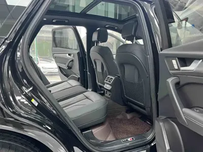Audi Q5L 2023, 50000 км, за 198000 CNY - фото 6