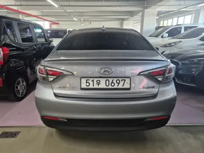 Hyundai Sonata 2016, 182049 км, за 6600000 KRW