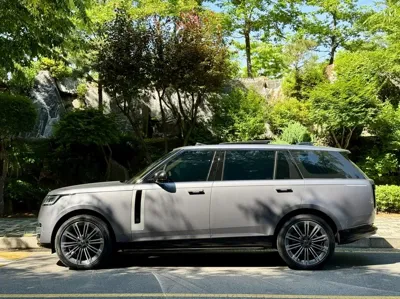 Land Rover Range Rover 2024, 2973 км, за 285000000 KRW