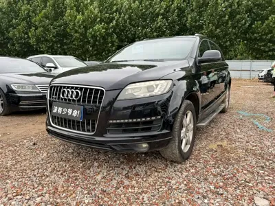 Audi Q7 · 2014 год