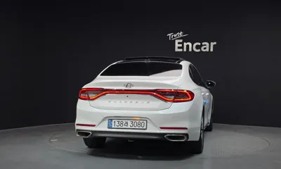 Hyundai Grandeur 2018, 136073 км, за 13900000 KRW