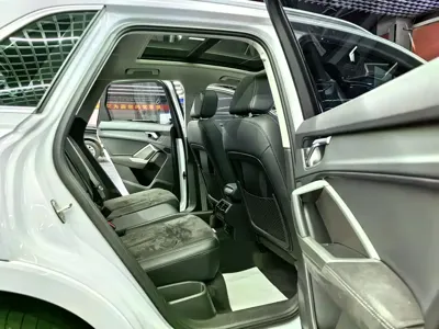Audi Q3 2023, 60000 км, за 133800 CNY - фото 8