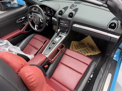 Porsche 718 2017, 50000 км, за 126000 CNY