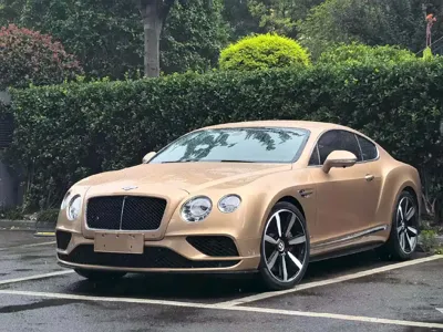 Bentley Continental 2017, 9000 км, за 888000 CNY