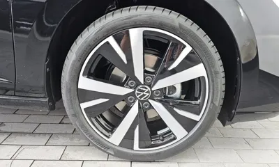 Volkswagen Golf 2026, 16 км, за 39990000 KRW - фото 21