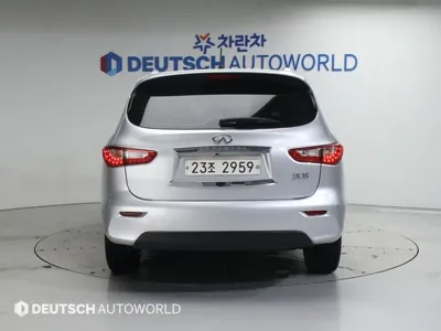 Infiniti JX 2013, 72900 км, за 8700000 KRW
