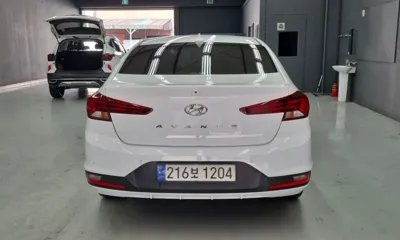 Hyundai Avante 2019, 160528 км, за 9900000 KRW