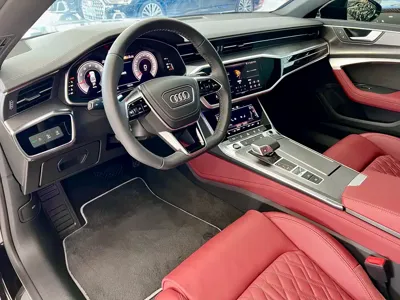 Audi A7L 2025, 9000 км, за 340300 CNY - фото 8