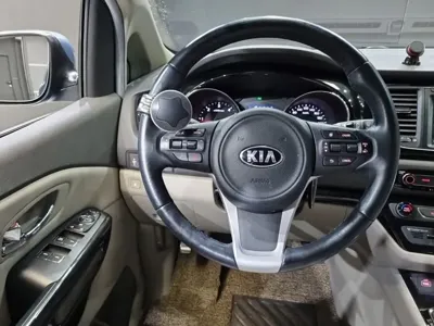 Kia Canival 2016, 120000 км, за 9800000 KRW - фото 16