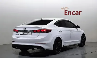 Hyundai Avante 2018, 119982 км, за 8900000 KRW - фото 2