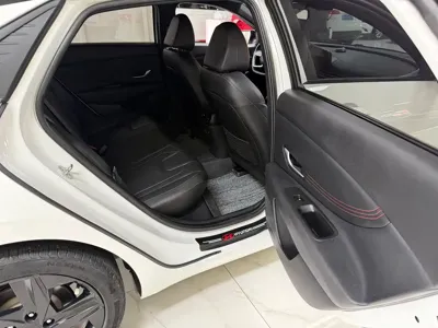 Hyundai Elantra 2022, 39800 км, за 85800 CNY - фото 24
