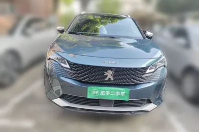 Peugeot 5008 2021, 74000 км, за 97470.49 CNY