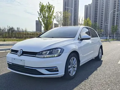 Volkswagen Golf · 2018 год