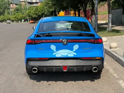Changan UNI-V 2022, 30000 км, за 49800 CNY