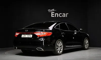 Hyundai Grandeur 2015, 160271 км, за 7990000 KRW