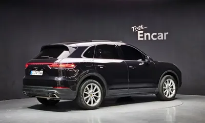 Porsche Cayenne 2019, 108893 км, за 54900000 KRW
