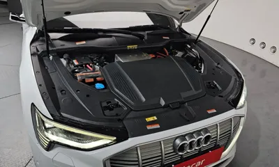 Audi e-tron 2020, 65403 км, за 43000000 KRW - фото 6