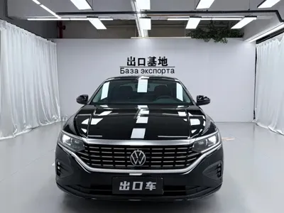 Volkswagen Passat 2022, 54000 км, за 123800 CNY